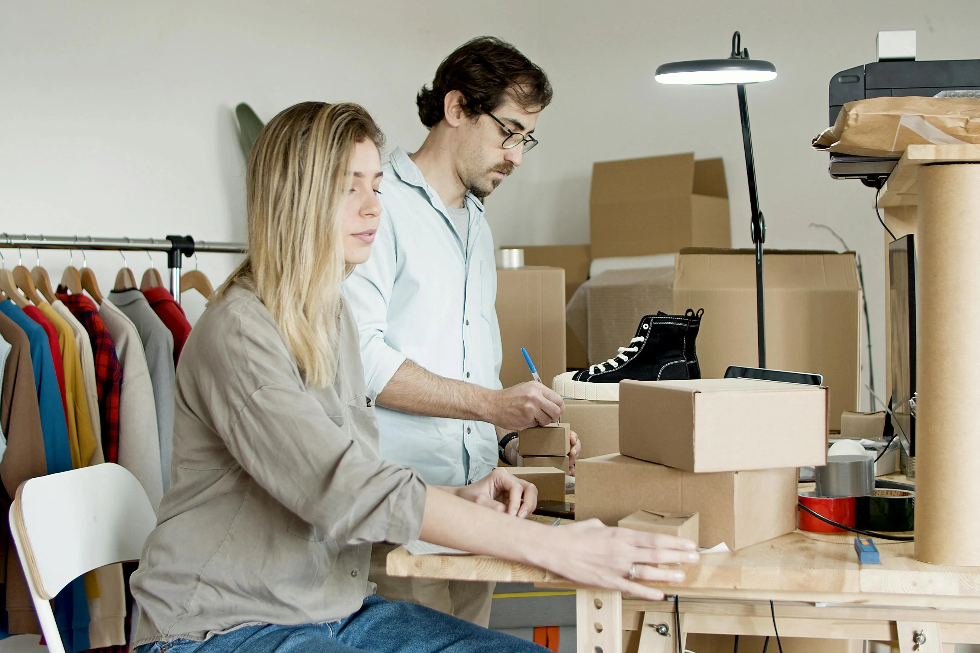 Minibodegas para eCommerce: Accesorios esenciales para tu centro de última milla